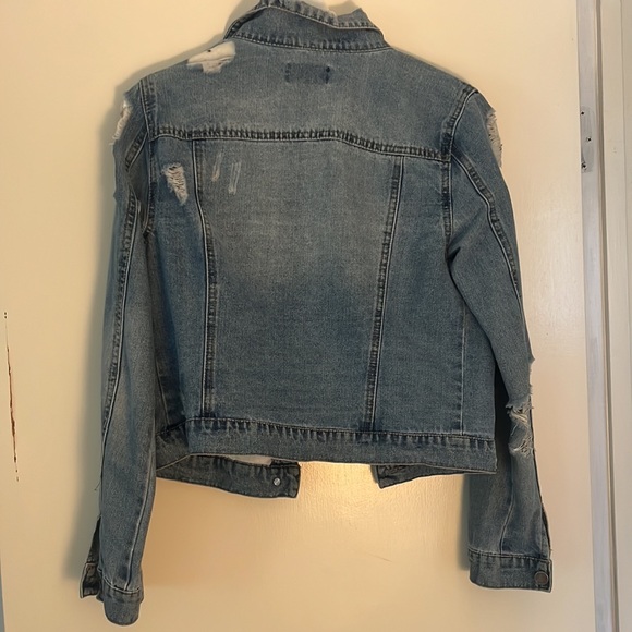 Jean jacket - Picture 2 of 3